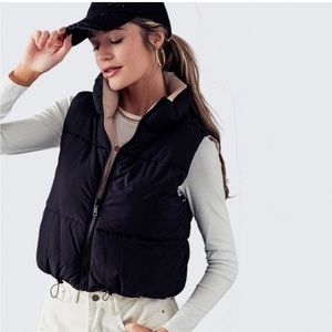 Brand New Black & Cream Nantucket Reversible Quilted Puffer Outerwear Vest